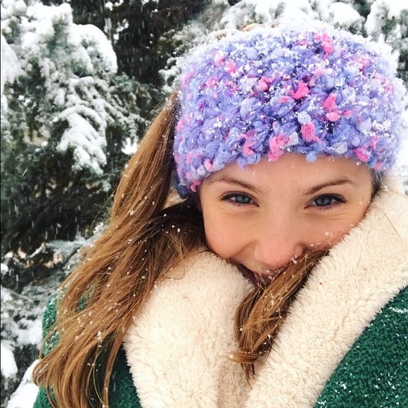 Meet your Posher, Thea - Picture 2 of 6